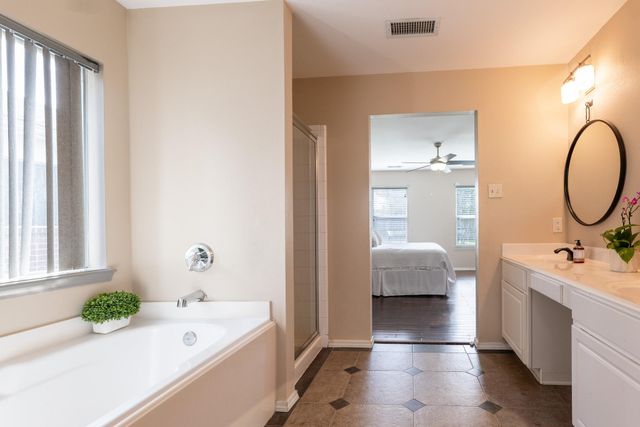 17323 Dakota Ridge Drive, Houston, TX 77095