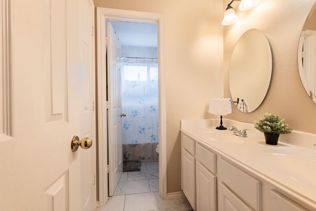 17323 Dakota Ridge Drive, Houston, TX 77095