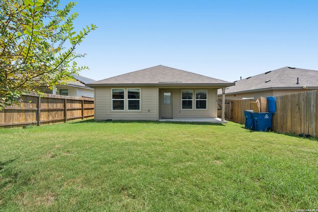 4307 Lake Ritter, St Hedwig, TX 78152