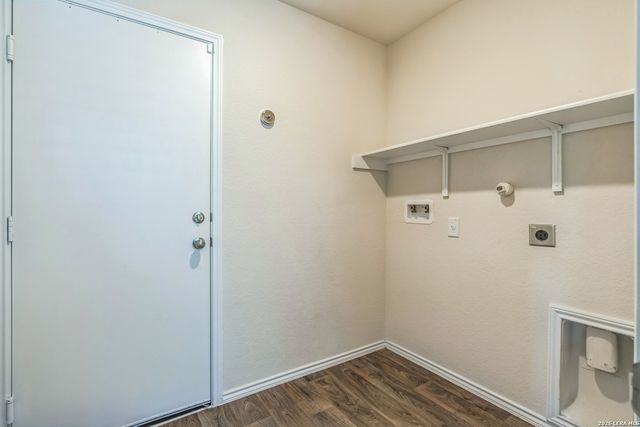 4307 Lake Ritter, St Hedwig, TX 78152