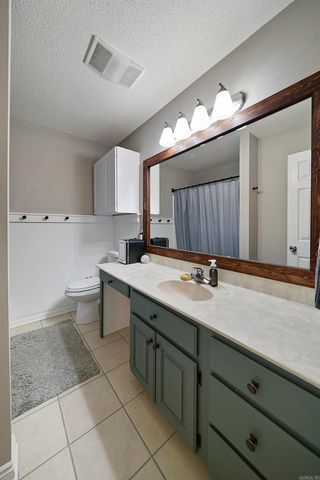 206 Rodney Guthrie Drive, Cabot, AR 72023