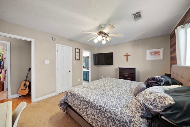 206 Rodney Guthrie Drive, Cabot, AR 72023