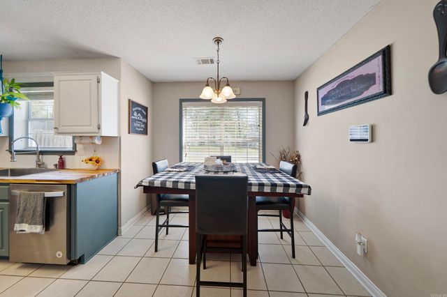 206 Rodney Guthrie Drive, Cabot, AR 72023