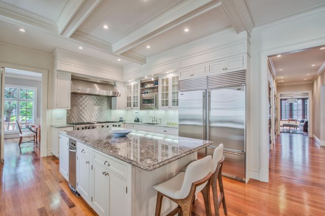 200 Aspen Road, Birmingham, MI 48009