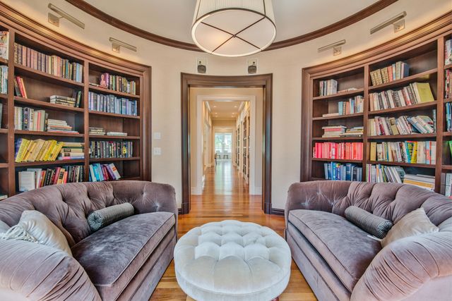 200 Aspen Road, Birmingham, MI 48009