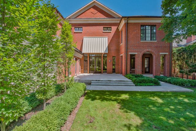 200 Aspen Road, Birmingham, MI 48009