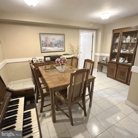 306 S CAROL BLVD, Upper Darby, PA 19082