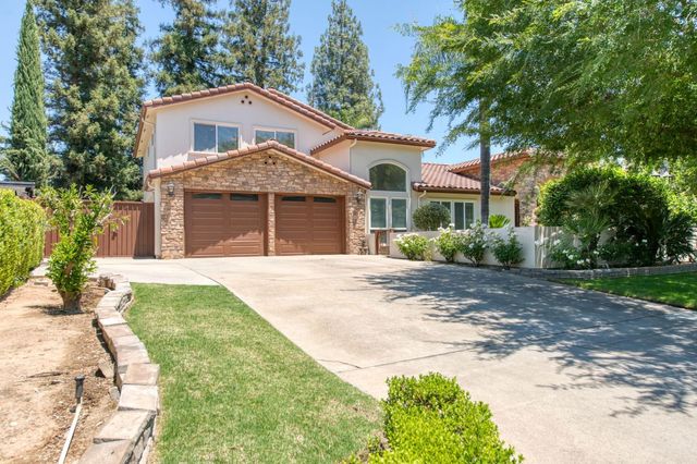 2510 W San Ramon Avenue, Fresno, CA 93711
