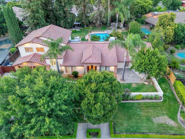 2510 W San Ramon Avenue, Fresno, CA 93711