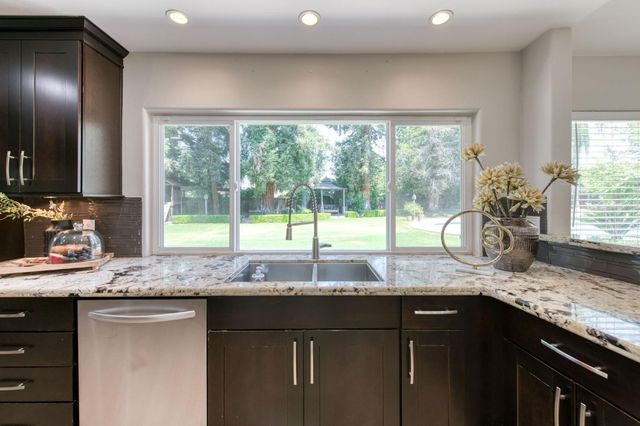 2510 W San Ramon Avenue, Fresno, CA 93711