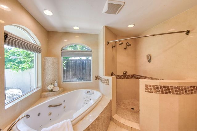 2510 W San Ramon Avenue, Fresno, CA 93711