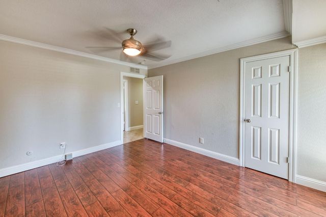 2510 W San Ramon Avenue, Fresno, CA 93711