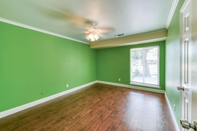 2510 W San Ramon Avenue, Fresno, CA 93711