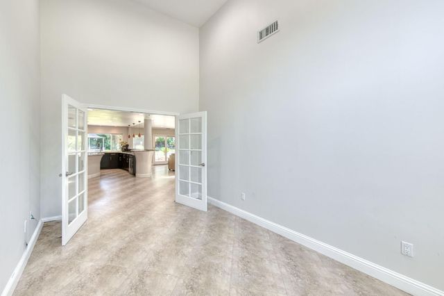 2510 W San Ramon Avenue, Fresno, CA 93711