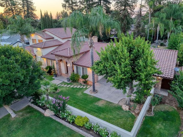 2510 W San Ramon Avenue, Fresno, CA 93711
