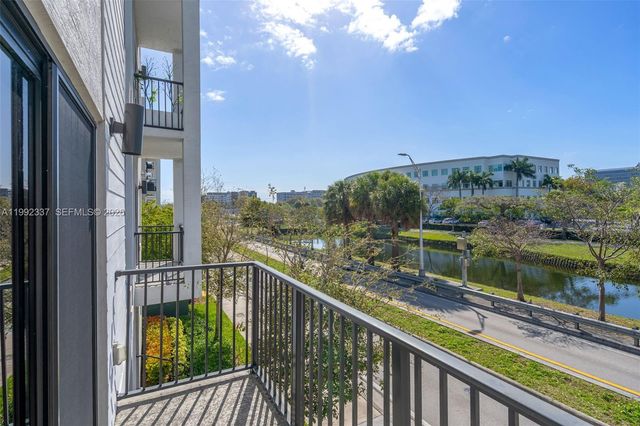 8363 NW 41st St A-109, Doral, FL 33166