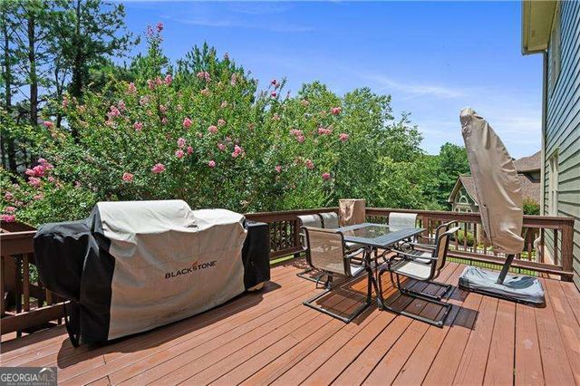 354 Estates View Drive, Acworth, GA 30101