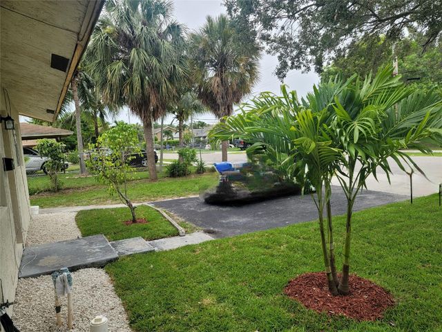241 NE 35th Street 2, Oakland Park, FL 33334