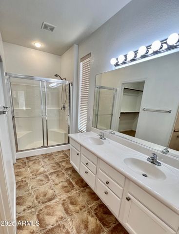 4707 E CAROB Drive, Gilbert, AZ 85298