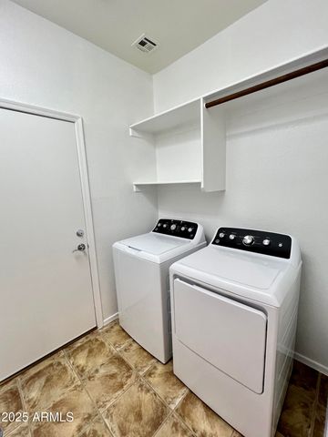 4707 E CAROB Drive, Gilbert, AZ 85298