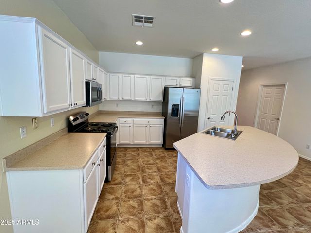 4707 E CAROB Drive, Gilbert, AZ 85298