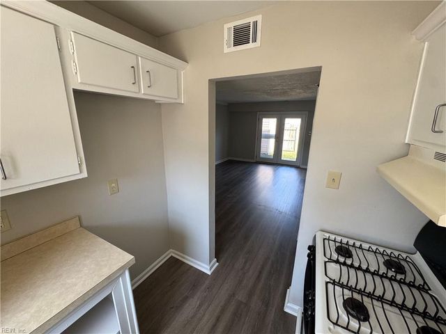 446 Britnie CT, Newport News, VA 23602
