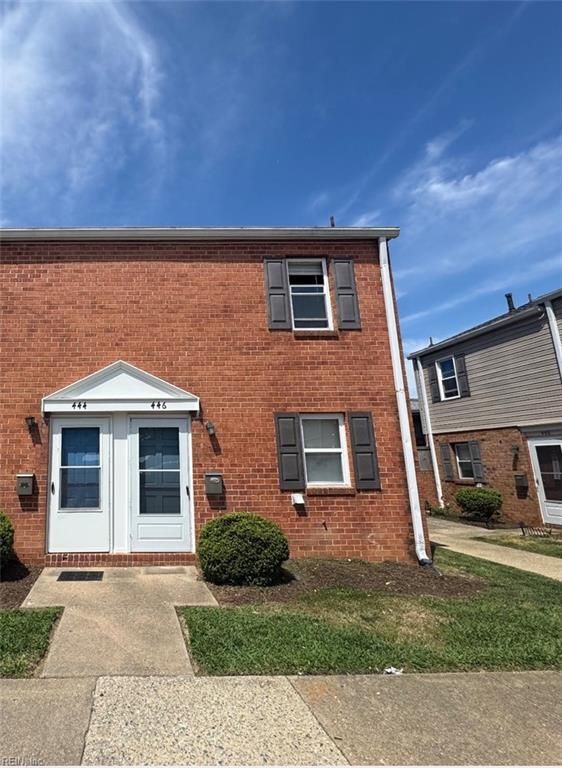 446 Britnie CT, Newport News, VA 23602