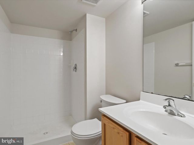 43417 SPRING CELLAR CT, Leesburg, VA 20176