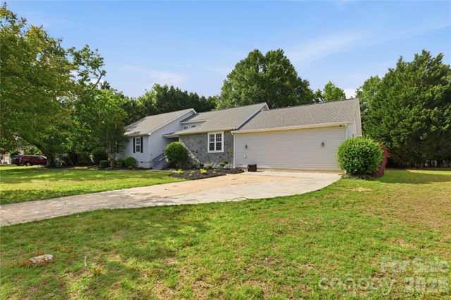 1689 Willowbrook Drive, Fort Mill, SC 29708
