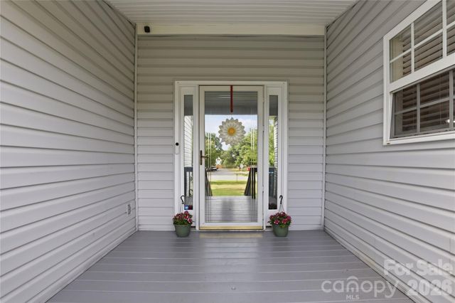 1689 Willowbrook Drive, Fort Mill, SC 29708