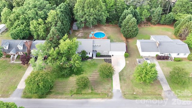 1689 Willowbrook Drive, Fort Mill, SC 29708
