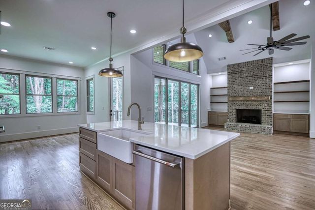 1040 Oak Valley Road, Greensboro, GA 30642
