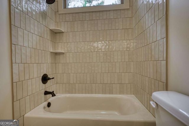 1040 Oak Valley Road, Greensboro, GA 30642