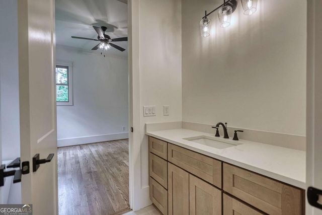 1040 Oak Valley Road, Greensboro, GA 30642