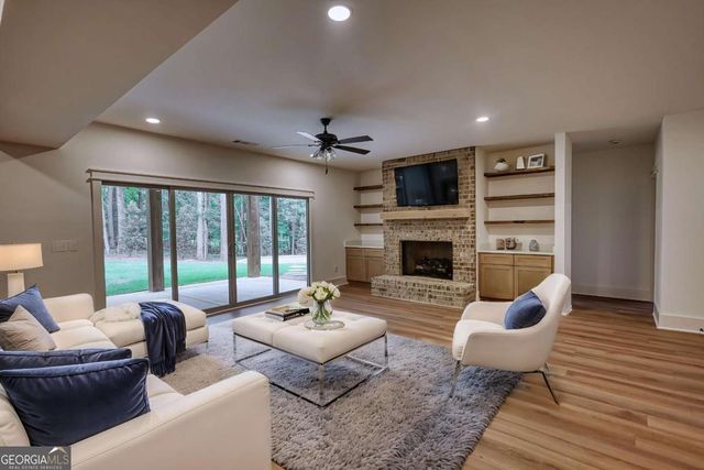 1040 Oak Valley Road, Greensboro, GA 30642