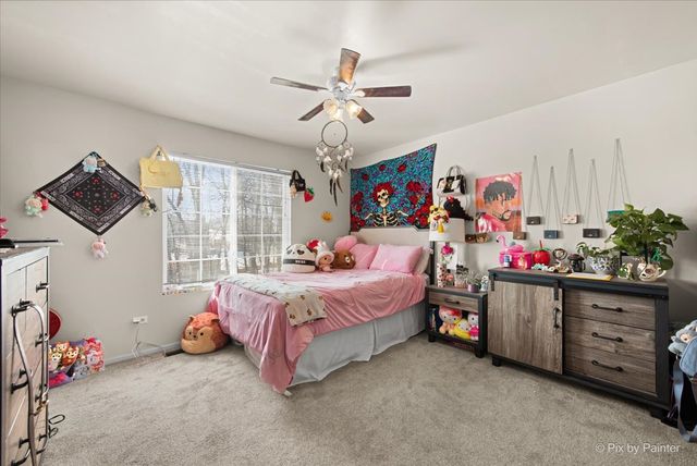 4447 W Lawn Avenue, Waukegan, IL 60085