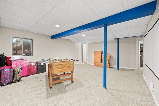 4447 W Lawn Avenue, Waukegan, IL 60085