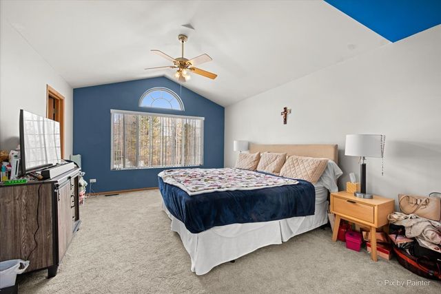 4447 W Lawn Avenue, Waukegan, IL 60085