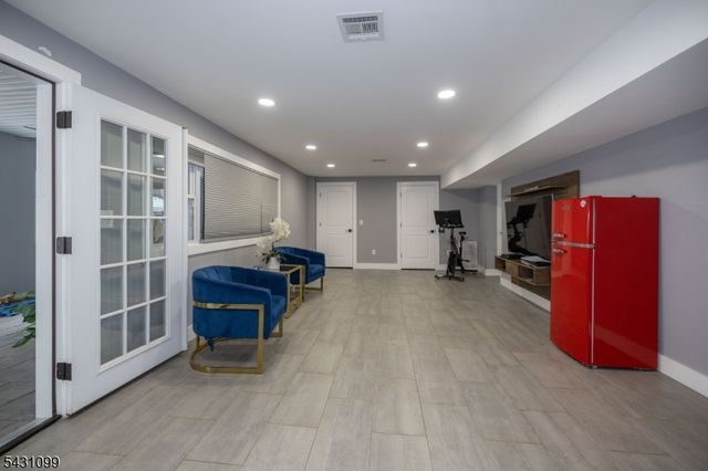 1349 Stanley Ter, Elizabeth City, NJ 07208