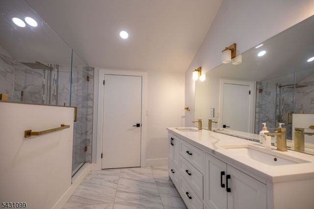 1349 Stanley Ter, Elizabeth City, NJ 07208
