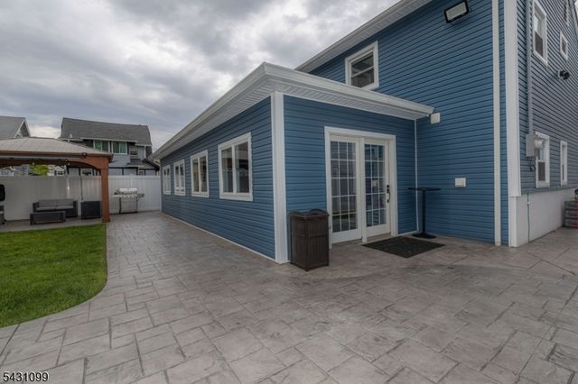 1349 Stanley Ter, Elizabeth City, NJ 07208