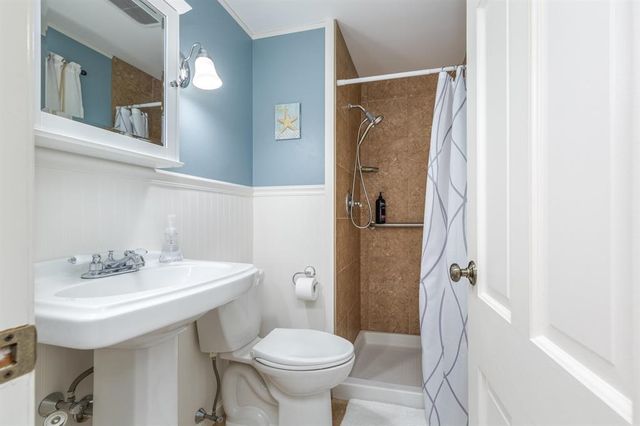 492 Woodlawn Ridge Road, Pembroke, NH 03275