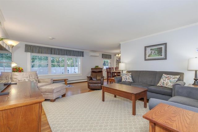 492 Woodlawn Ridge Road, Pembroke, NH 03275