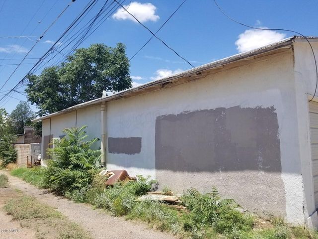 1165 E 10TH Street, Douglas, AZ 85607