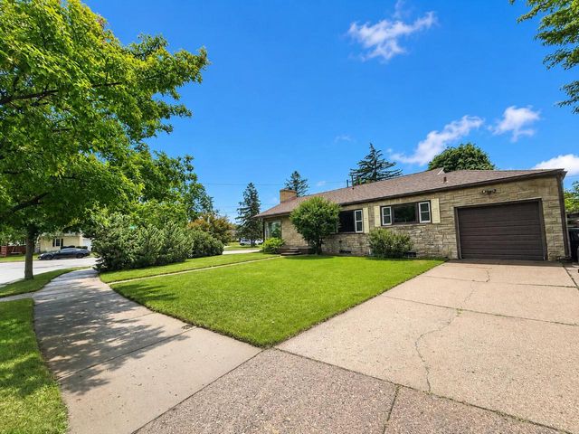 1134 Granddad TERRACE, La Crosse, WI 54601
