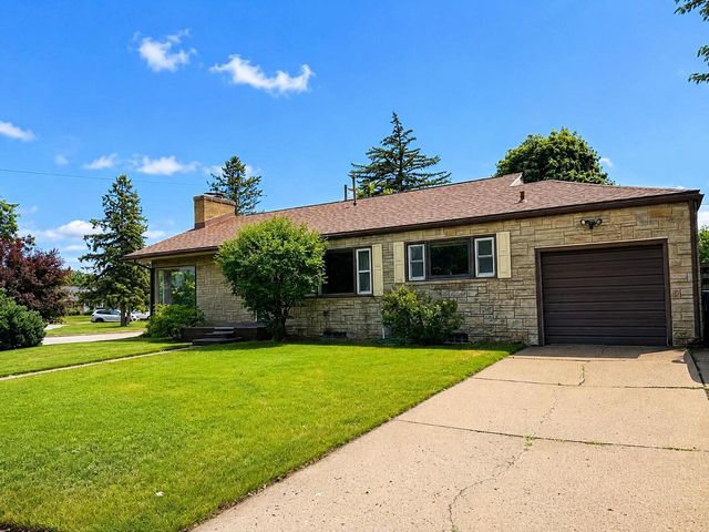 1134 Granddad TERRACE, La Crosse, WI 54601