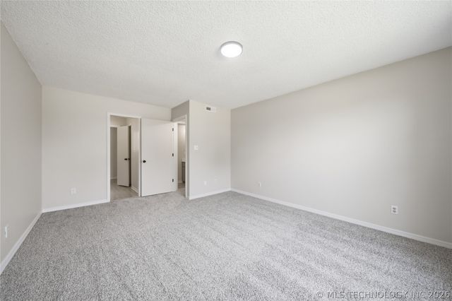 2007 S Missouri Court, Claremore, OK 74019
