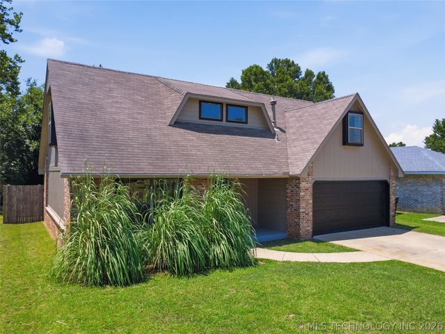 2007 S Missouri Court, Claremore, OK 74019