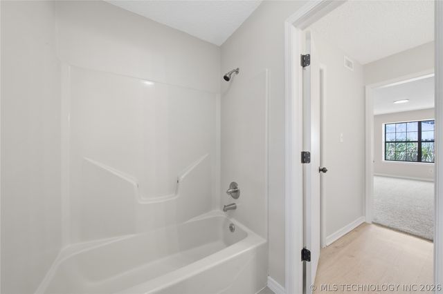 2007 S Missouri Court, Claremore, OK 74019