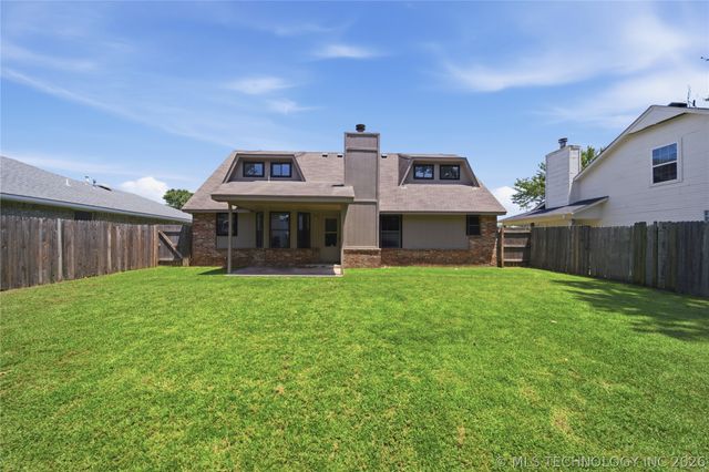 2007 S Missouri Court, Claremore, OK 74019